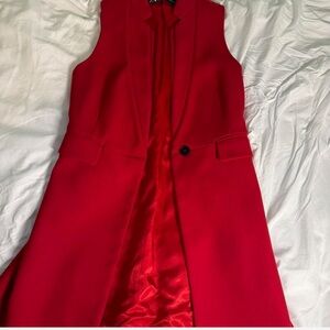 ZARA. Red long sleeveless blazer